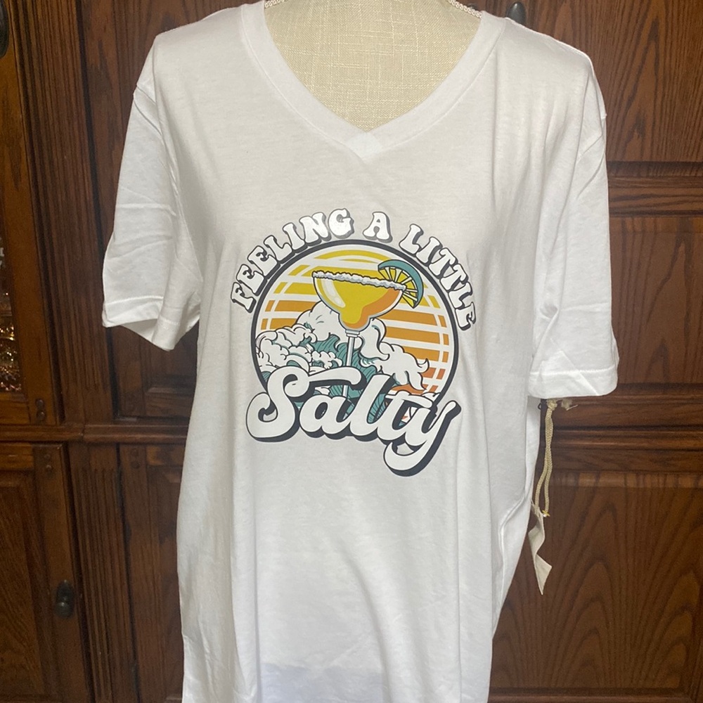 NWT tee size L. Super soft